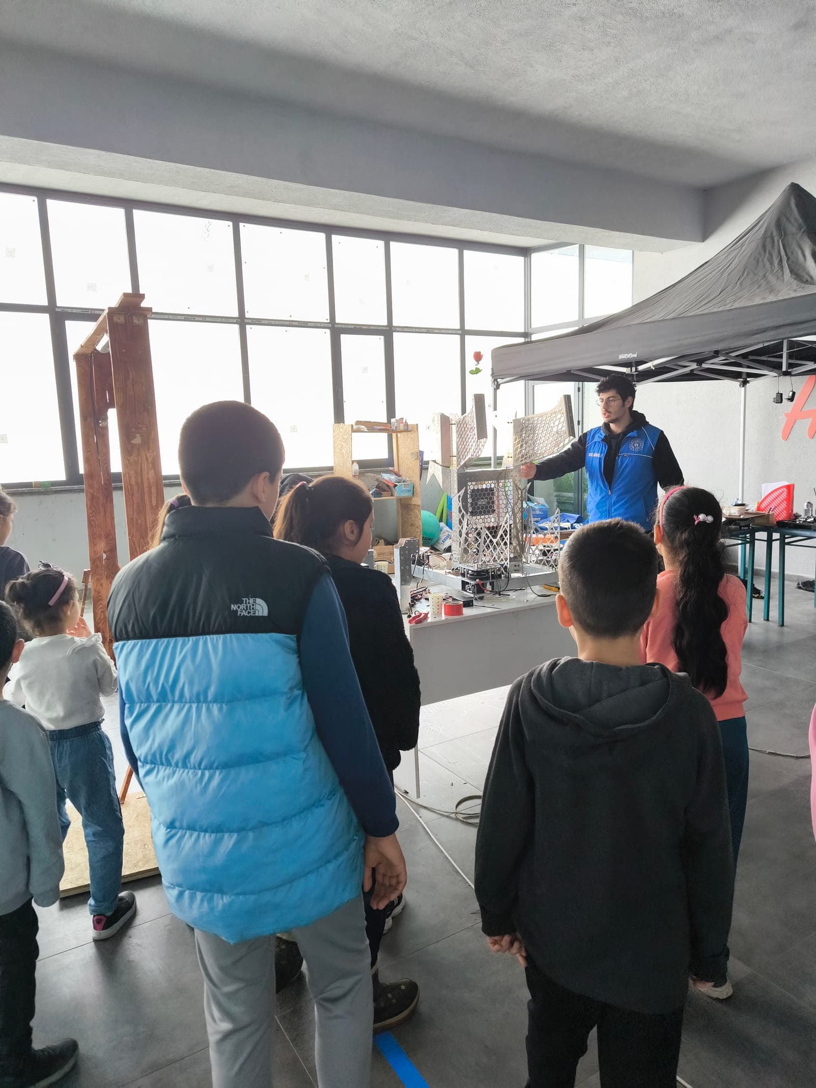 Teaching Kids Robotics